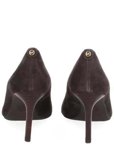 Michael Kors 80mm Alina Flex Suede Pumps In Brown