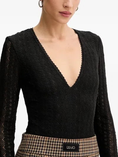 Hugo Boss V-neck Long-sleeve Bodysuit In Black