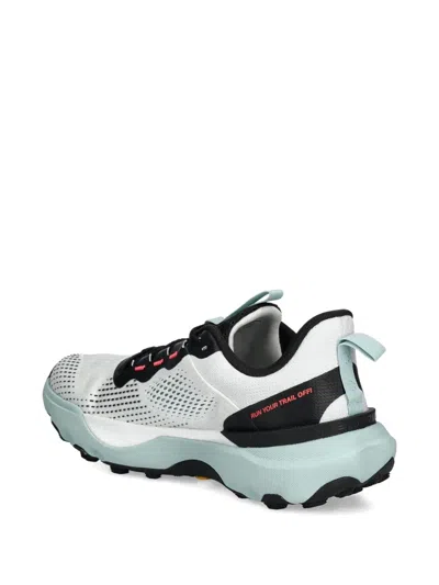 Under Armour Infinite Pro Logo-detail Sneakers In White