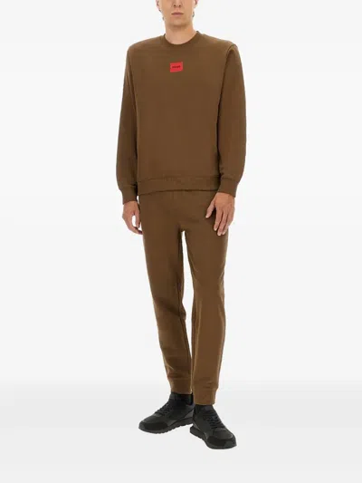 Hugo Boss Hugo Regular Fit Sweatshirt With Logo Label In Brown