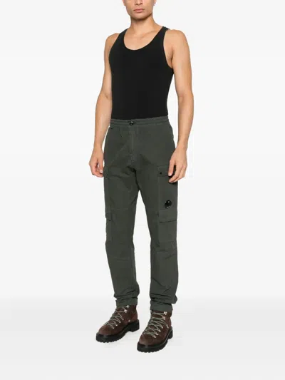 C.p. Company Lens-detail Cargo Pants In Green