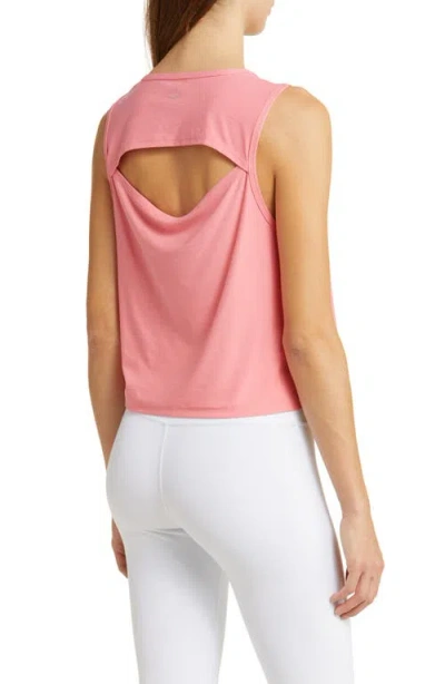 Beyond Yoga Featherweight New View Crop Tank In Pink