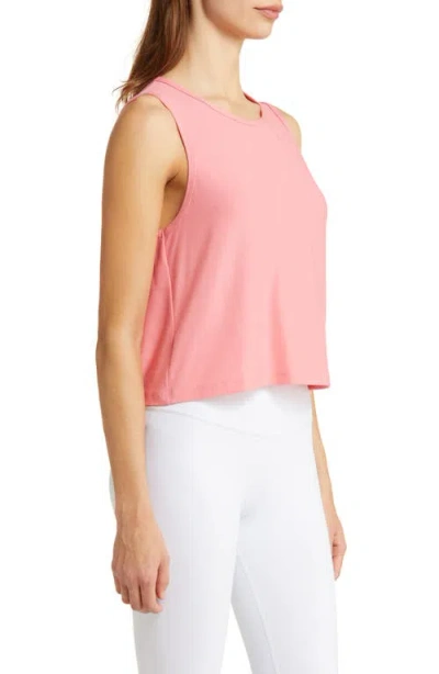 Beyond Yoga Featherweight New View Crop Tank In Pink