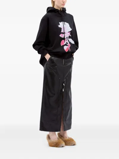 玫瑰印花连帽衫