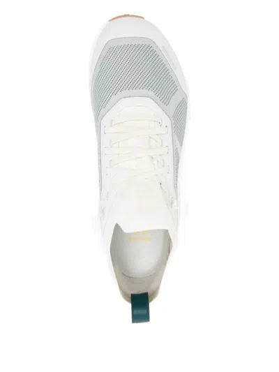 On Running Cloud 6 Versa Sneakers In White