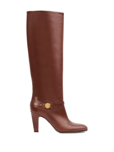 Chloé 85mm Eve Medallion-detail Boots In Brown