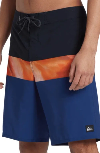 Quiksilver Surfsilk Panel 20 Board Shorts In Multi
