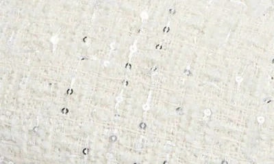 Vince Camuto Bouclé Newsboy Cap With Small Chain In White