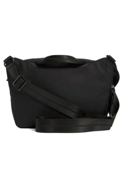 Tumi Tahoe Dunlap Crossbody Bag In Black