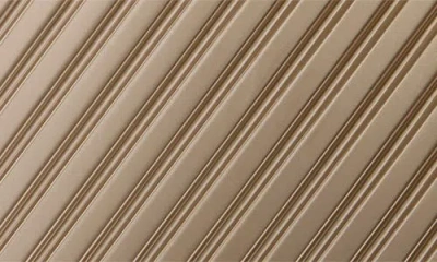 It Luggage Slipstream 21-inch Carry-on Hardside Luggage In Gold