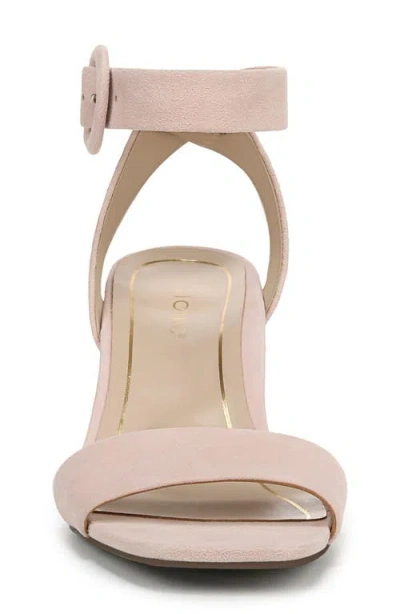 Vionic Zinfandel Sandal In Pink