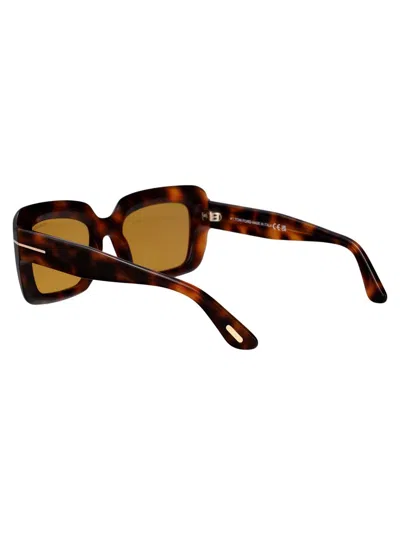Tom Ford Squared Sunglasses Ft1318 53 E