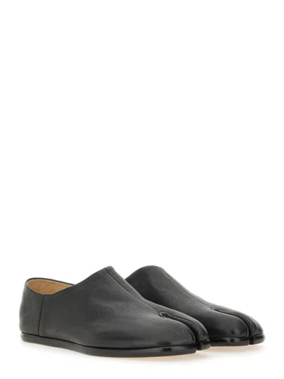 Maison Margiela Smooth Leather Loafers With Split-toe Design In Black