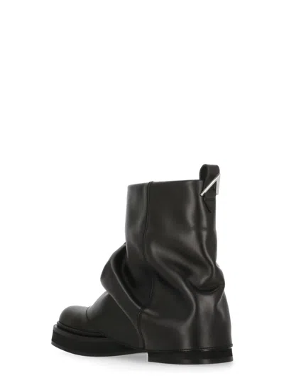 Attico Solid Color Leather Boots With Squared Toe In Black