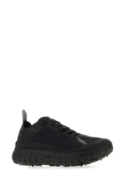Norda Run Black Canvas 001a Sneakers In Black