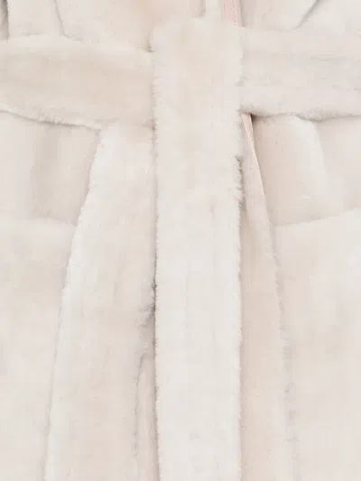 Liska Kapuzenmantel Mit Gürtel In Neutral