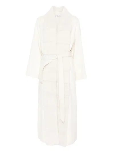 Liska Mantel Mit Gürtel In White