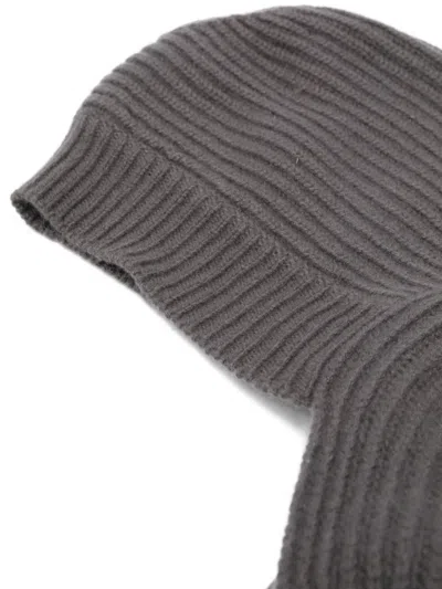 Liska Gerippter Schal Mit Kapuze In Gray