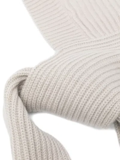 Liska Gerippter Schal Mit Kapuze In Gray