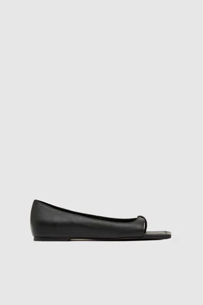 St Agni 90s Square Toe Flat In Black