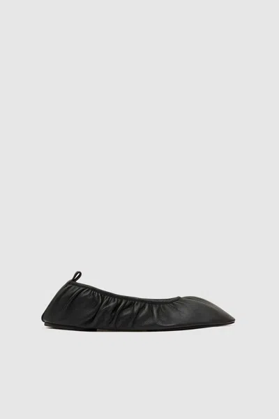 St Agni Classic Ballet Flat In Black