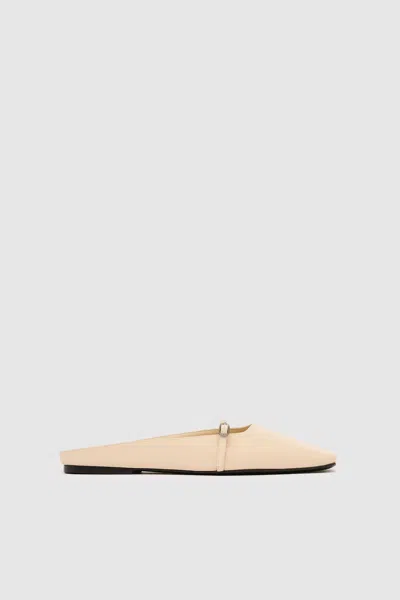 St Agni Plié Flat In Neutral