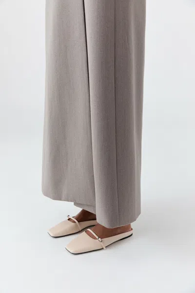 St Agni Plié Flat In Neutral