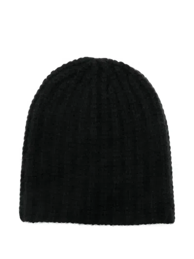 Liska Ribbed Cashmere Beanie In Black