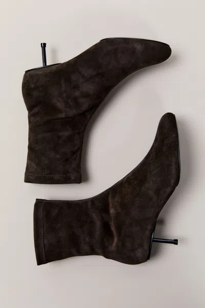 St Agni Suede Ballet Boot In Brown