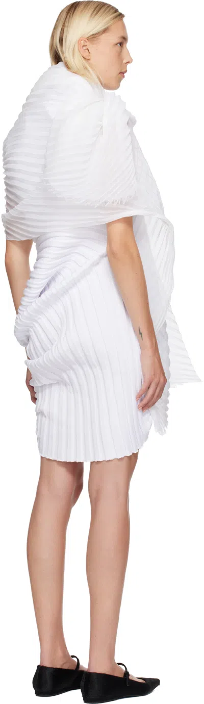 Issey Miyake White Silk Wool Pleats Stole Scarf In White