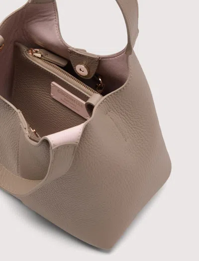 Coccinelle C-easy Small In Brown