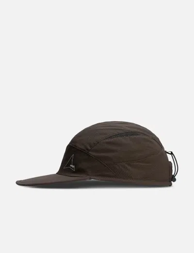 Roa Bri Open Weave Cap In Brown