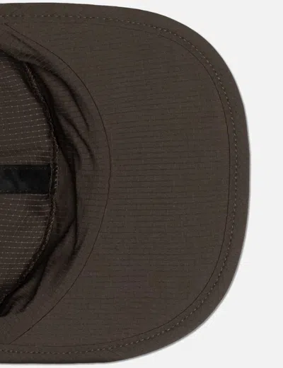 Roa Bri Open Weave Cap In Brown