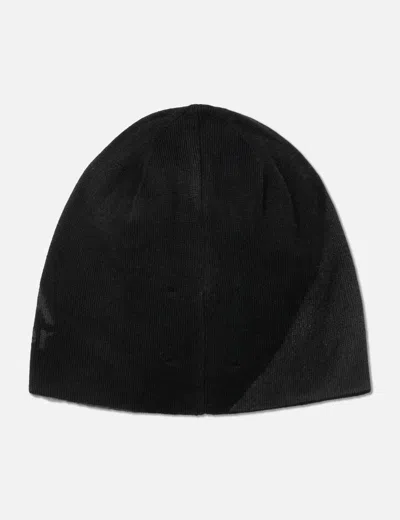 Roa X Wander Jacquard-logo Beanie Hat In Black