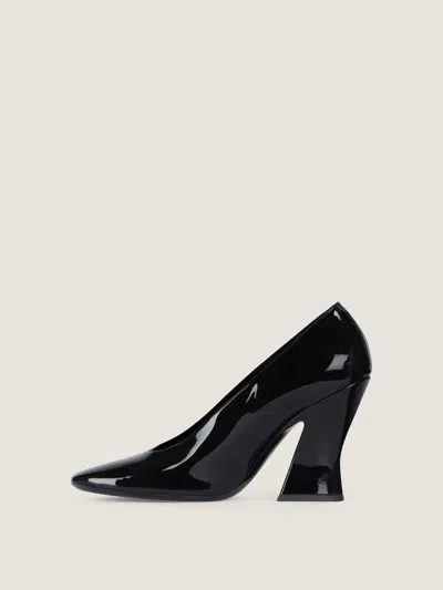 Givenchy Glossy Finish Curved Heel Pointed Toe Mules In Black