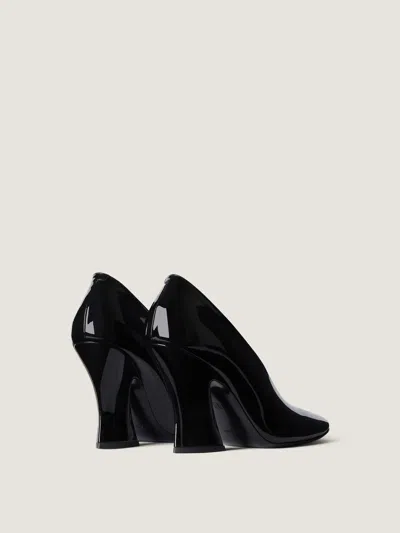 Givenchy Glossy Finish Curved Heel Pointed Toe Mules In Black