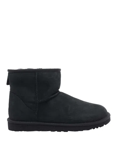 Ugg Classic Mini Booties In Black