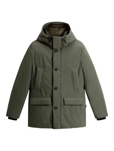 Woolrich Hooded Button-fastening Padded Jacket In Green
