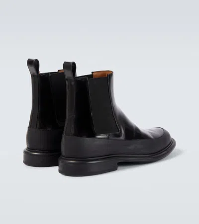 Givenchy Gent Leather Chelsea Boots In Black