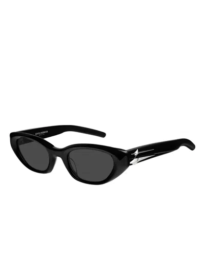 Gentle Monster Verse 01 Star-detail Cat-eye Sunglasses In Black