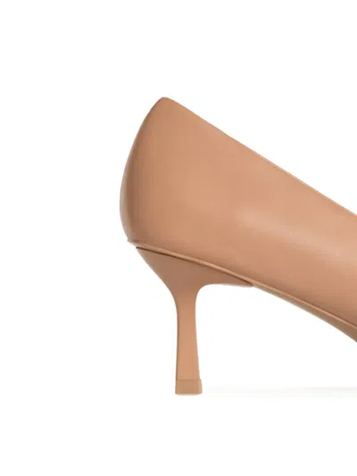 12 Storeez 60mm Leather Heeled Pumps In Neutral