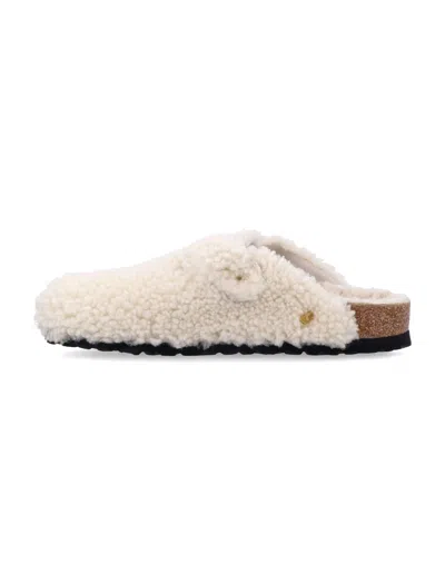 Birkenstock Womens Eggshell Shearling Boston Buckle-embellished Clogs In Neutral