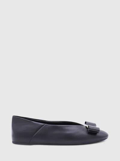 Ferragamo Vanna Vara Bow Ballet Flats In Calf Leather In Black