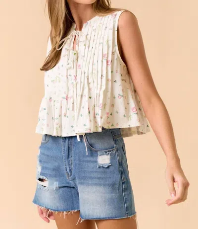 Lalavon Front Tie Floral Top In Off White In White