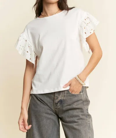 Davi & Dani Eyelet Sleeve Top In White In White