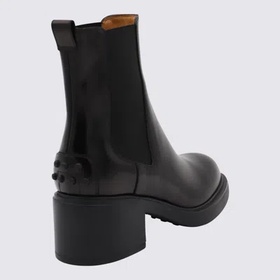 Tod's Black Leather Boots In Black