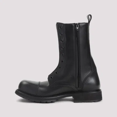 Balenciaga Rugged Leather Ankle Boots With Chunky Sole In Black