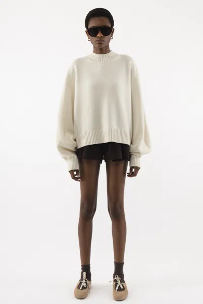 Arakii Knitted Sweater In White