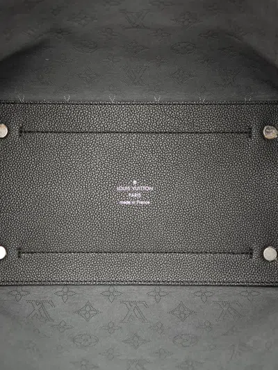 Pre-owned Louis Vuitton 2020 Monogram Mahina Hina Mm Tote Bag In Black