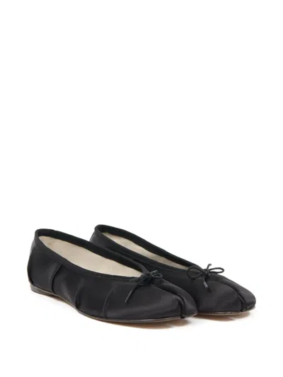 Maison Margiela Split-toe Tie Ballerina In Black